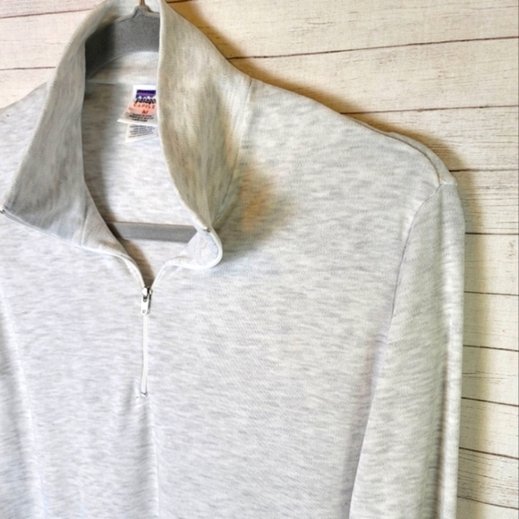 PATAGONIA CAPILENE BASE LAYER  LIGHT GRAY 3/4 ZIP PULLOVER, SZ MEDIUM - Picture 5 of 8